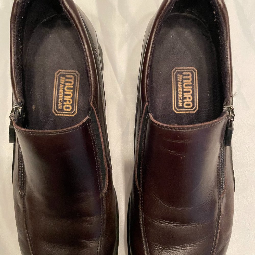 Munro loafers in brown and black